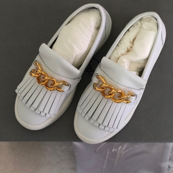 100% Authentic Giuseppe Zanotti White Sneakers - Picture 3 of 8